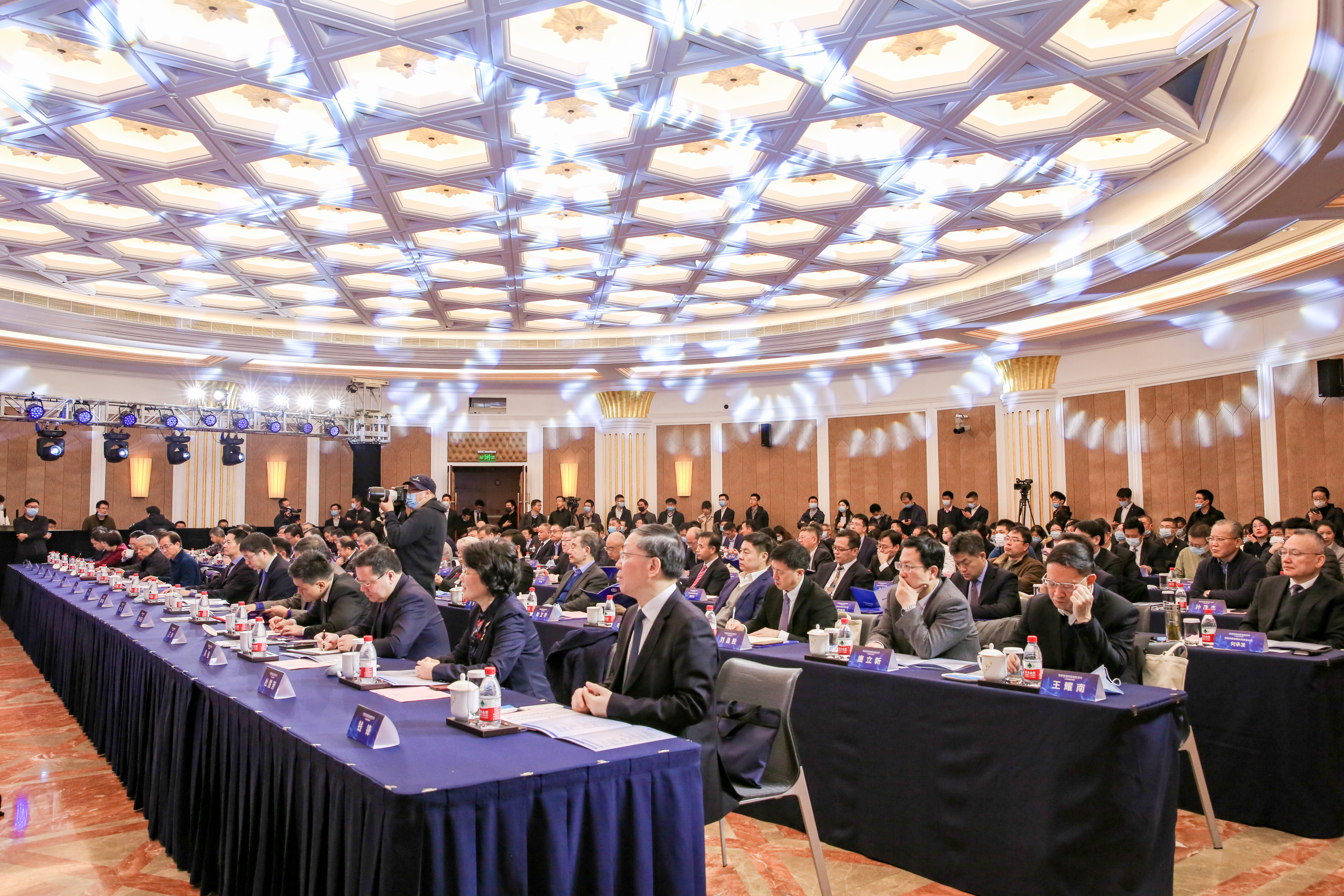 Building a factory brain，Focused process manufacturing